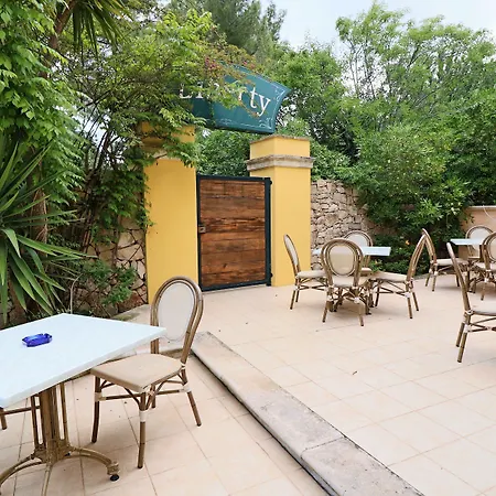 迪莫拉里莱斯棕竹酒店 招待所 4*